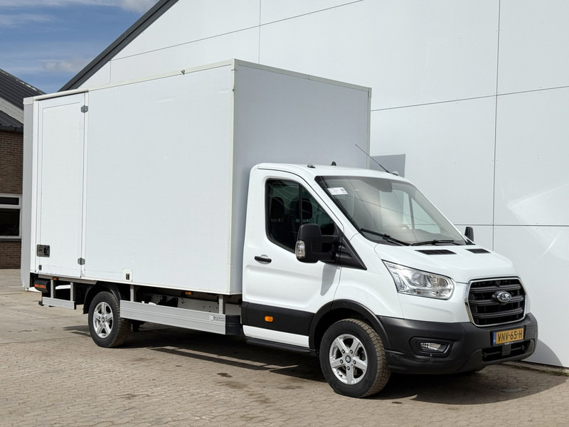 Ford Transit 2.0 TDCI 130PK Laadklep Airco Cruise Control 360 Camera Bakwagen Meubelbak - الشاحنات الصغيرة صندوق مغلق: صور 4 Ford Transit 2.0 TDCI 130PK Laadklep Airco Cruise Control 360 Camera Bakwagen Meubelbak - الشاحنات الصغيرة صندوق مغلق: صور 4