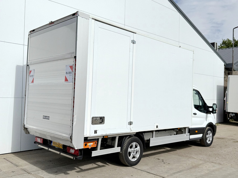 Ford Transit 2.0 TDCI 130PK Laadklep Airco Cruise Control 360 Camera Bakwagen Meubelbak - الشاحنات الصغيرة صندوق مغلق: صور 3 Ford Transit 2.0 TDCI 130PK Laadklep Airco Cruise Control 360 Camera Bakwagen Meubelbak - الشاحنات الصغيرة صندوق مغلق: صور 3