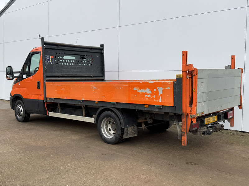 Iveco Daily 35C15 Open Laadbak 3.5t Trekhaak Laadklep Pritische Pick up - الشاحنات الصغيرة المسطحة: صور 2 Iveco Daily 35C15 Open Laadbak 3.5t Trekhaak Laadklep Pritische Pick up - الشاحنات الصغيرة المسطحة: صور 2