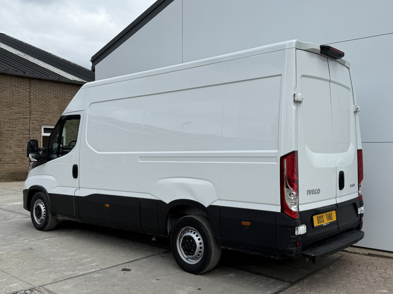 Iveco Daily 35S14 2.3 L2H2 Airco Cruise 3.5ton Trekgewicht Lucht geveerde stoel - فان المدمجة: صور 2 Iveco Daily 35S14 2.3 L2H2 Airco Cruise 3.5ton Trekgewicht Lucht geveerde stoel - فان المدمجة: صور 2