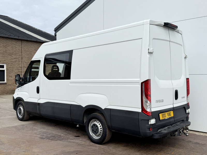 Iveco Daily 35S14 2.3 L2H2 Dubbele Cabine 7 Stoelen Airco Cruise Control Trekhaak 3.5t Lucht geveerde stoel - فان, الشاحنات الصغيرة كابينة مزدوجة: صور 2 Iveco Daily 35S14 2.3 L2H2 Dubbele Cabine 7 Stoelen Airco Cruise Control Trekhaak 3.5t Lucht geveerde stoel - فان, الشاحنات الصغيرة كابينة مزدوجة: صور 2