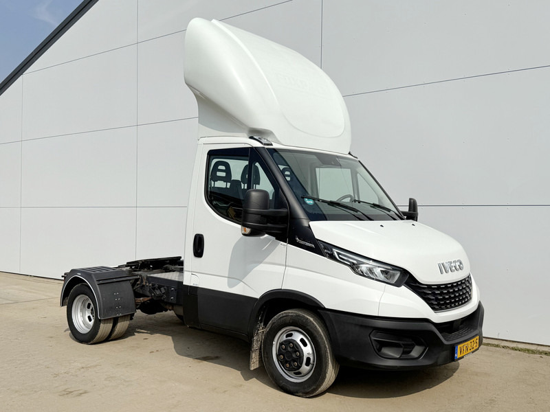 Iveco Daily 40C16 Automaat 8.796 kg GCW BE-Trekker BE-Combi Airco Cruise Control - شاحنة جرار: صور 4 Iveco Daily 40C16 Automaat 8.796 kg GCW BE-Trekker BE-Combi Airco Cruise Control - شاحنة جرار: صور 4