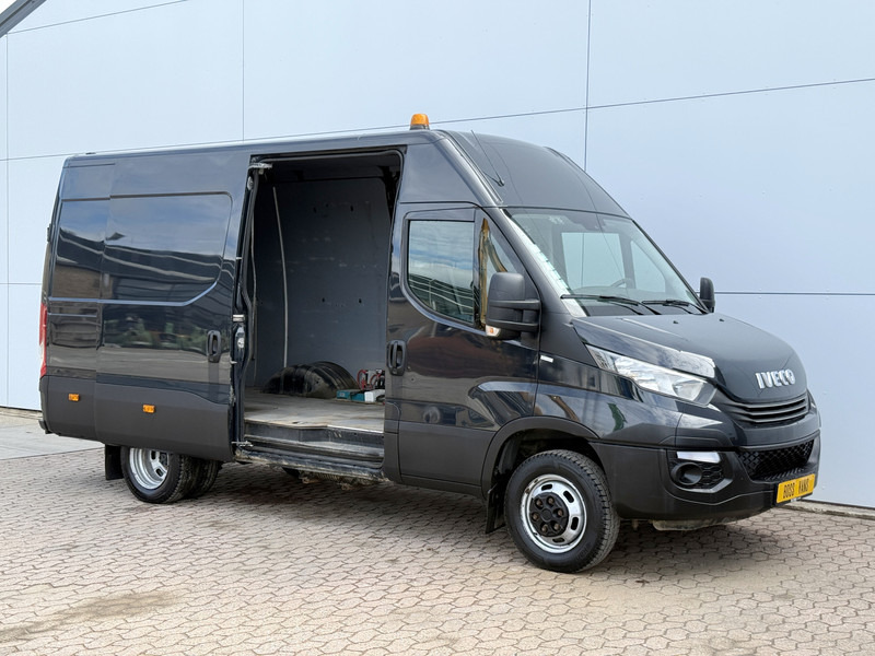 Iveco Daily 50C18 3.0 3.0 Automaat Luchtvering Dubbellucht L2H2 Climate Control Cruise Control Trekhaak Camera - فان: صور 5 Iveco Daily 50C18 3.0 3.0 Automaat Luchtvering Dubbellucht L2H2 Climate Control Cruise Control Trekhaak Camera - فان: صور 5