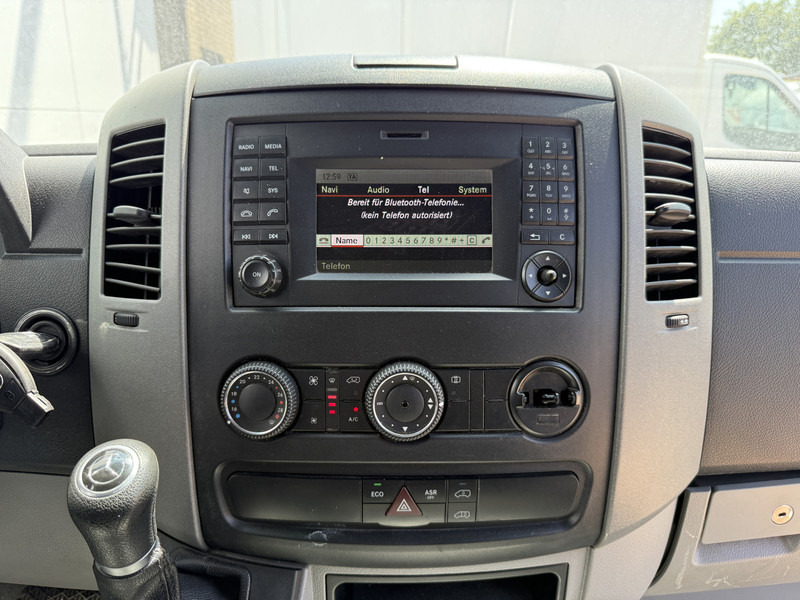 تأجير Mercedes-Benz Sprinter 211 2.2 CDI Automaat L2H2 Climate Control Trekhaak Navigatie Mercedes-Benz Sprinter 211 2.2 CDI Automaat L2H2 Climate Control Trekhaak Navigatie: صور 18