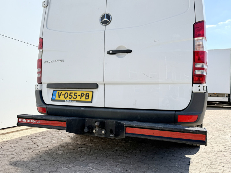 تأجير Mercedes-Benz Sprinter 211 2.2 CDI Automaat L2H2 Climate Control Trekhaak Navigatie Mercedes-Benz Sprinter 211 2.2 CDI Automaat L2H2 Climate Control Trekhaak Navigatie: صور 15