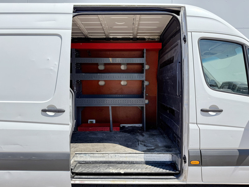 تأجير Mercedes-Benz Sprinter 211 2.2 CDI Automaat L2H2 Climate Control Trekhaak Navigatie Mercedes-Benz Sprinter 211 2.2 CDI Automaat L2H2 Climate Control Trekhaak Navigatie: صور 10