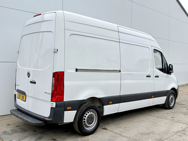 Mercedes-Benz Sprinter 311 CDI L2H2 AC Cruise Control Climate Control Euro 6 - فان المدمجة: صور 3 Mercedes-Benz Sprinter 311 CDI L2H2 AC Cruise Control Climate Control Euro 6 - فان المدمجة: صور 3