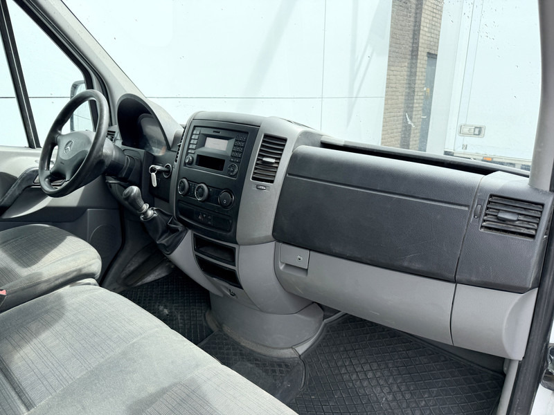 فان المدمجة, الشاحنات الصغيرة كابينة مزدوجة Mercedes-Benz Sprinter 314 2.2 CDI Dubbele Cabine 7 Stoelen L2H2 Climate Control Cruise Control 3.5t Trekhaak: صور 10