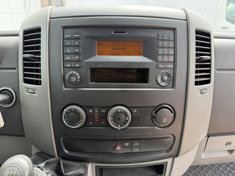 فان المدمجة, الشاحنات الصغيرة كابينة مزدوجة Mercedes-Benz Sprinter 314 2.2 CDI Dubbele Cabine 7 Stoelen L2H2 Climate Control Cruise Control 3.5t Trekhaak: صور 17
