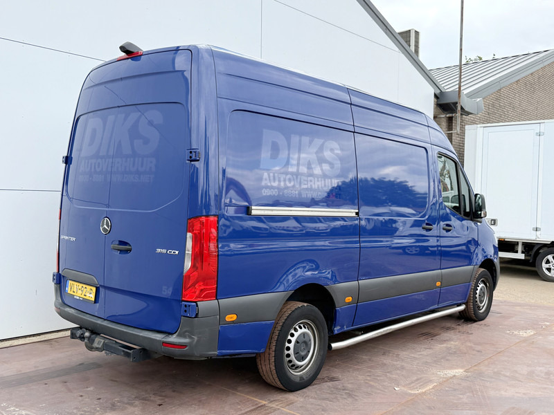 Mercedes-Benz Sprinter 315 1.9 CDI Automaat L2H2 Climate Control Cruise Control Carplay Trekhaak Dodehoek waarschuwing - فان: صور 3 Mercedes-Benz Sprinter 315 1.9 CDI Automaat L2H2 Climate Control Cruise Control Carplay Trekhaak Dodehoek waarschuwing - فان: صور 3