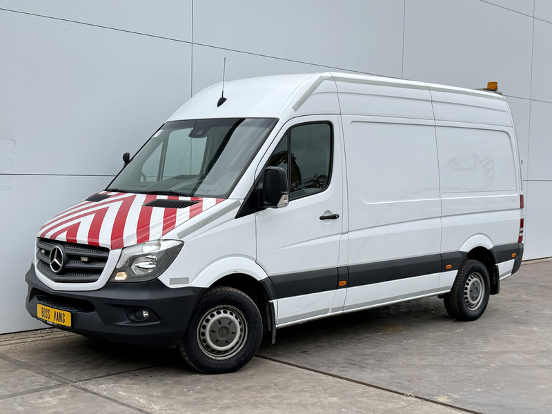 Mercedes-Benz Sprinter 316 2.2 CDI L2H2 Airco Achteruitrijcamera Trekhaak Lucht geveerde stoel - فان: صور 1 Mercedes-Benz Sprinter 316 2.2 CDI L2H2 Airco Achteruitrijcamera Trekhaak Lucht geveerde stoel - فان: صور 1
