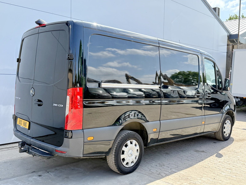 Mercedes-Benz Sprinter 316 CDI Automaat L2H2 Climate Control Cruise Control Camera Trekhaak 3.5 Ton Trekgewicht - فان: صور 3 Mercedes-Benz Sprinter 316 CDI Automaat L2H2 Climate Control Cruise Control Camera Trekhaak 3.5 Ton Trekgewicht - فان: صور 3