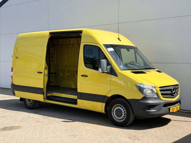 Mercedes-Benz Sprinter 319 3.0 CDI V6 V6 Automaat L2H2 Climate Control Cruise Control Trekhaak Camera Stoelverwarming - فان: صور 5 Mercedes-Benz Sprinter 319 3.0 CDI V6 V6 Automaat L2H2 Climate Control Cruise Control Trekhaak Camera Stoelverwarming - فان: صور 5