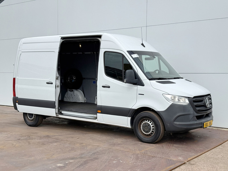 Mercedes-Benz eSprinter 312 L2H2 Elektrisch 41kWh 120km WLTP Climate Control Camera Stoelverwarming - فان, فان كهربائية: صور 5 Mercedes-Benz eSprinter 312 L2H2 Elektrisch 41kWh 120km WLTP Climate Control Camera Stoelverwarming - فان, فان كهربائية: صور 5