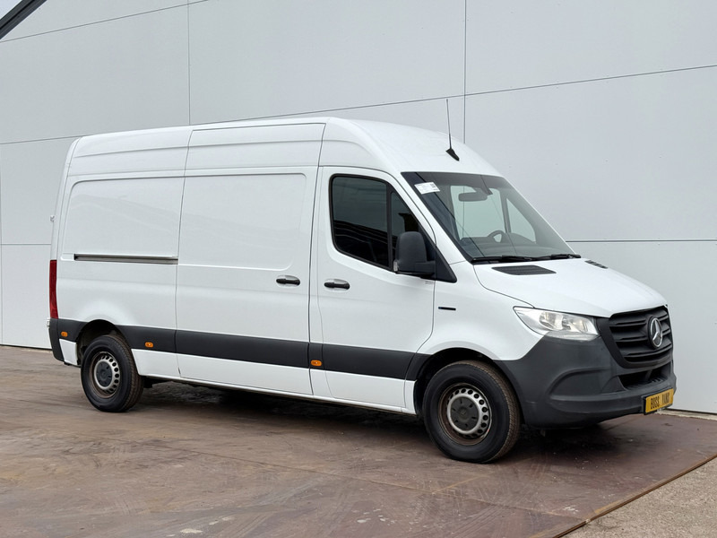 Mercedes-Benz eSprinter 312 L2H2 Elektrisch 41kWh 120km WLTP Climate Control Camera Stoelverwarming - فان, فان كهربائية: صور 4 Mercedes-Benz eSprinter 312 L2H2 Elektrisch 41kWh 120km WLTP Climate Control Camera Stoelverwarming - فان, فان كهربائية: صور 4