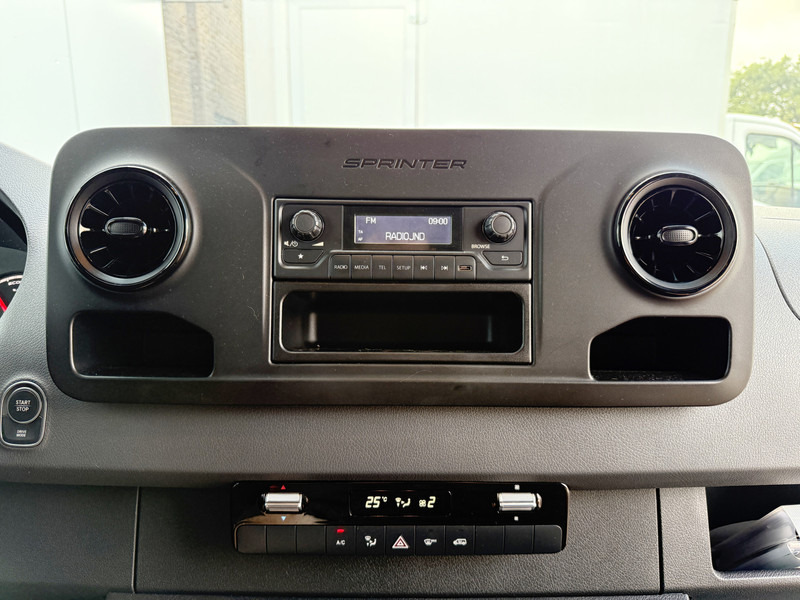 فان, فان كهربائية Mercedes-Benz eSprinter 312 L2H2 Elektrisch 41kWh 120km WLTP Climate Control Camera Stoelverwarming: صور 13