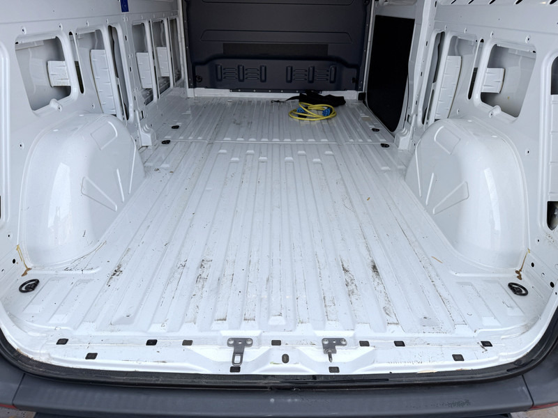 فان, فان كهربائية Mercedes-Benz eSprinter 312 L2H2 Elektrisch 41kWh 120km WLTP Climate Control Camera Stoelverwarming: صور 12