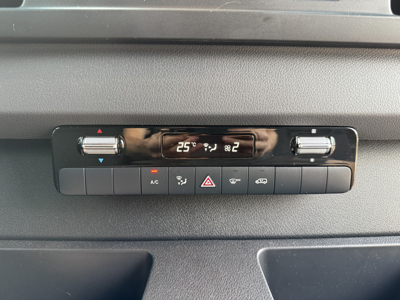 فان, فان كهربائية Mercedes-Benz eSprinter 312 L2H2 Elektrisch 41kWh 120km WLTP Climate Control Camera Stoelverwarming: صور 15