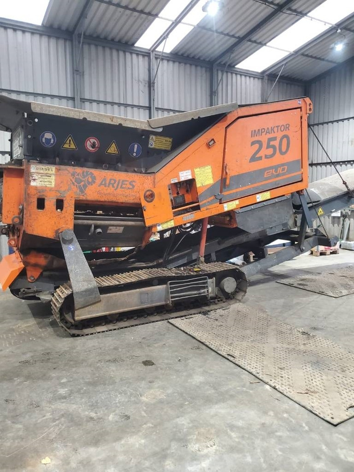 Arjes 250 Evo - كسارة متحركه: صور 5 Arjes 250 Evo - كسارة متحركه: صور 5