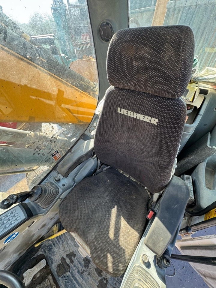 حفارة النقل والشحن Liebherr LH 22 M: صور 6