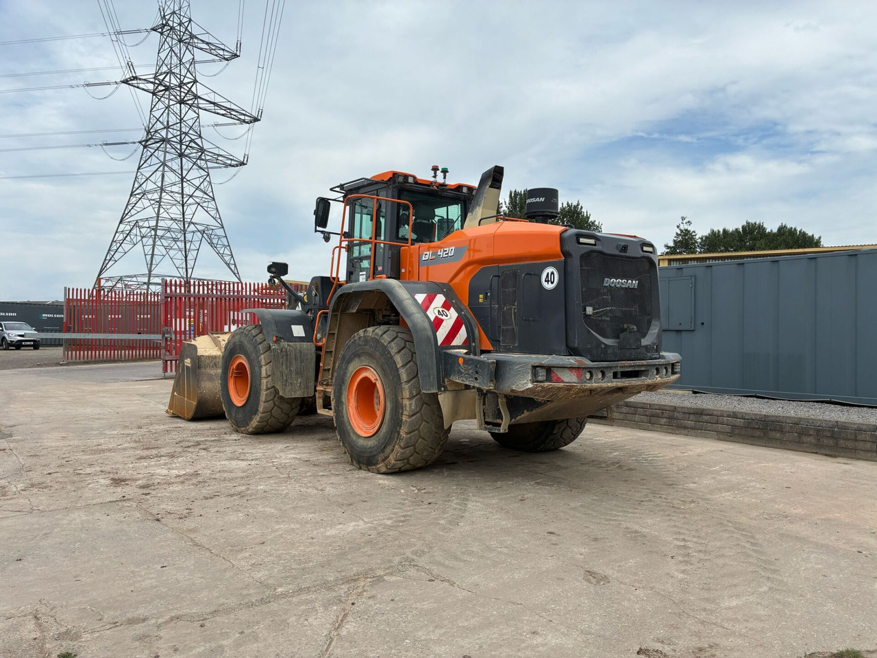 Doosan DL420 - اللودر بعجل: صور 3 Doosan DL420 - اللودر بعجل: صور 3