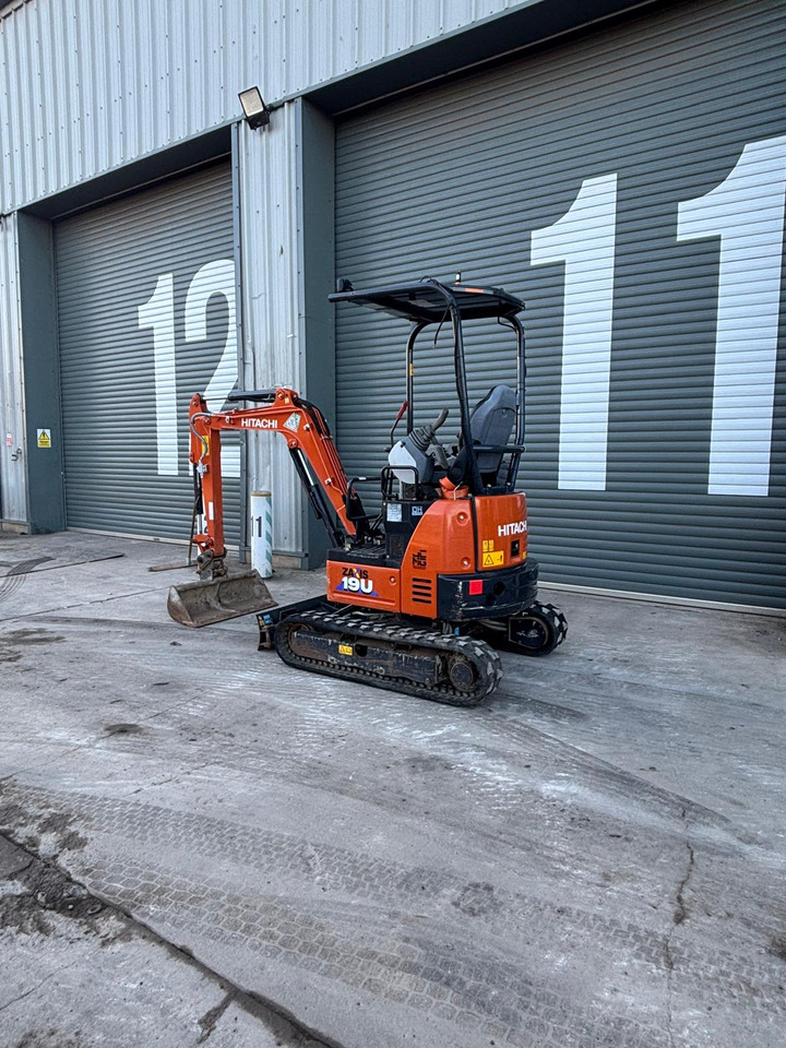 Hitachi ZX19U-6 - حفارة مصغرة: صور 3 Hitachi ZX19U-6 - حفارة مصغرة: صور 3