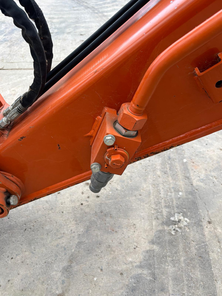 تأجير Hitachi ZX85USBR-6 2PB Hitachi ZX85USBR-6 2PB: صور 9 تأجير Hitachi ZX85USBR-6 2PB Hitachi ZX85USBR-6 2PB: صور 9