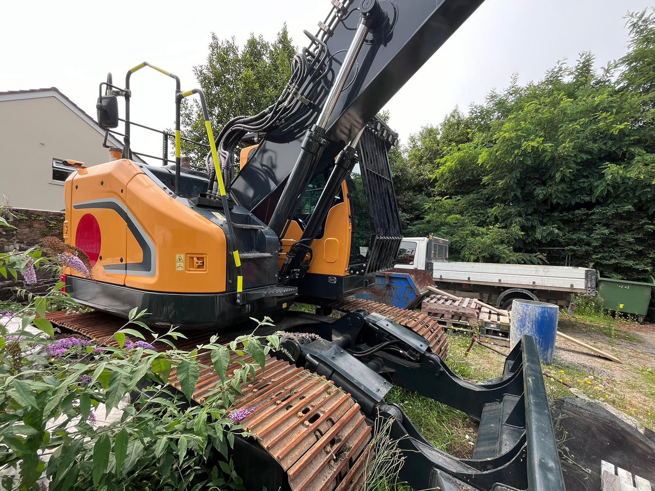 Hyundai HX235 LCR DZ 15M High Reach - حفارات زحافة: صور 3 Hyundai HX235 LCR DZ 15M High Reach - حفارات زحافة: صور 3