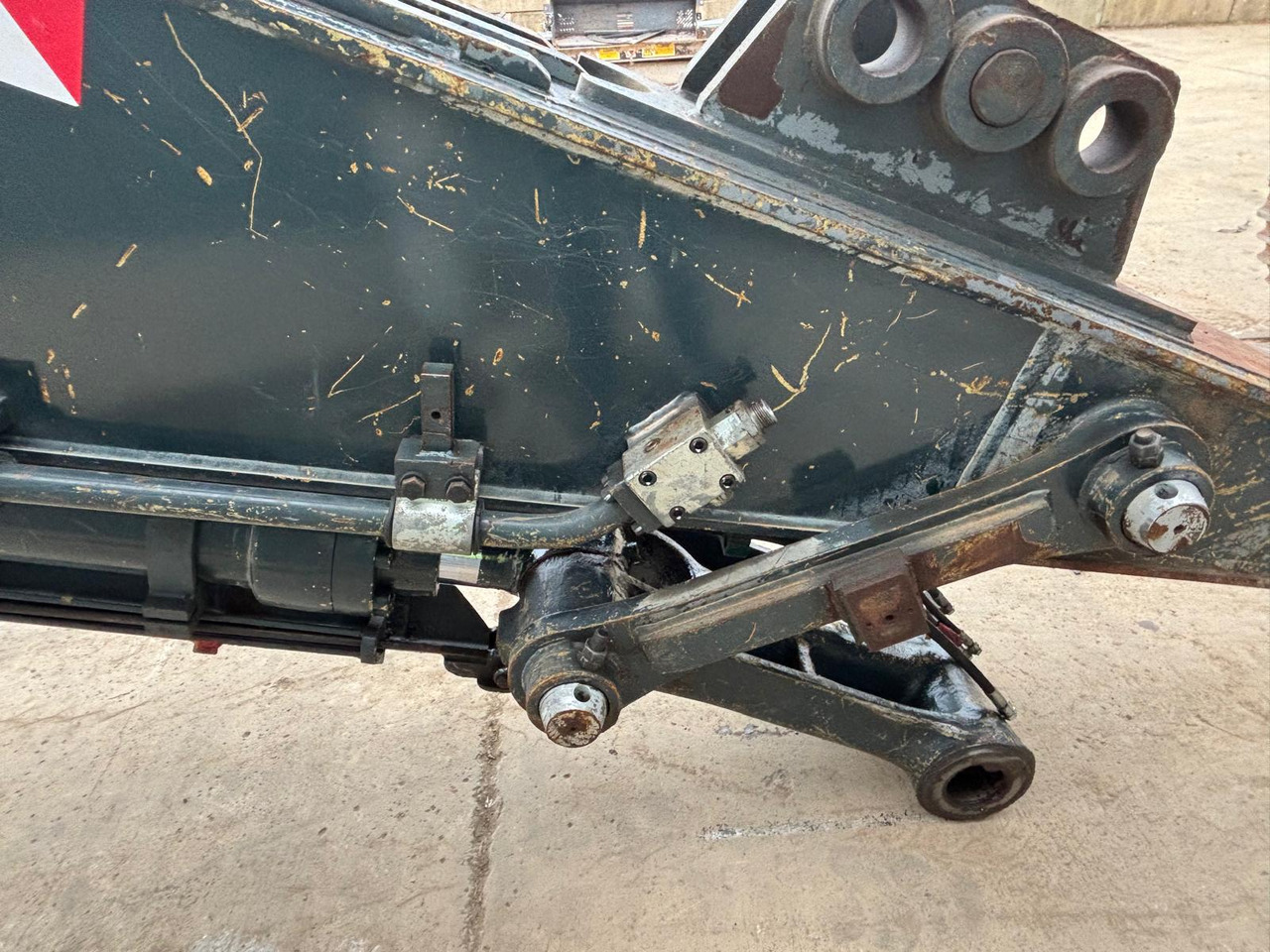 حفارات زحافة Hyundai HX380AL: صور 9