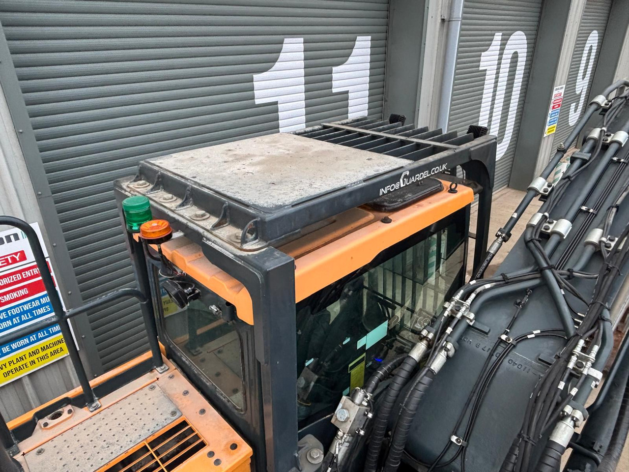 حفارات زحافة Hyundai HX380AL: صور 16