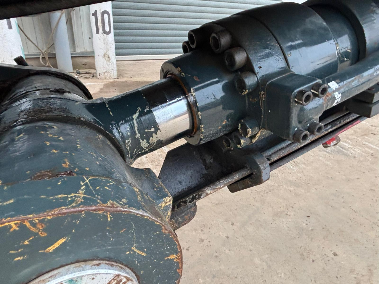 حفارات زحافة Hyundai HX380AL: صور 10