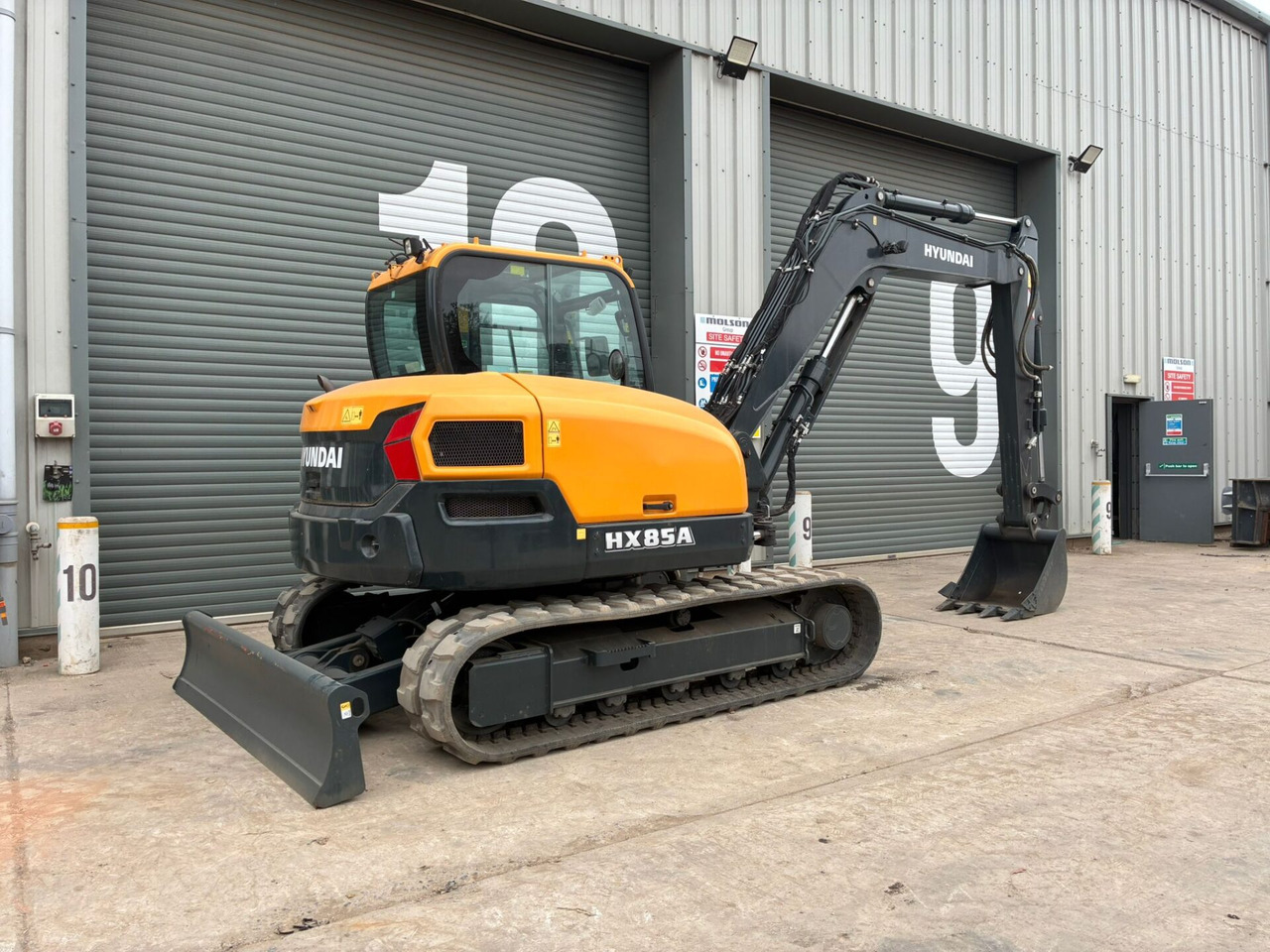 Hyundai HX85A - حفارة مصغرة: صور 5 Hyundai HX85A - حفارة مصغرة: صور 5