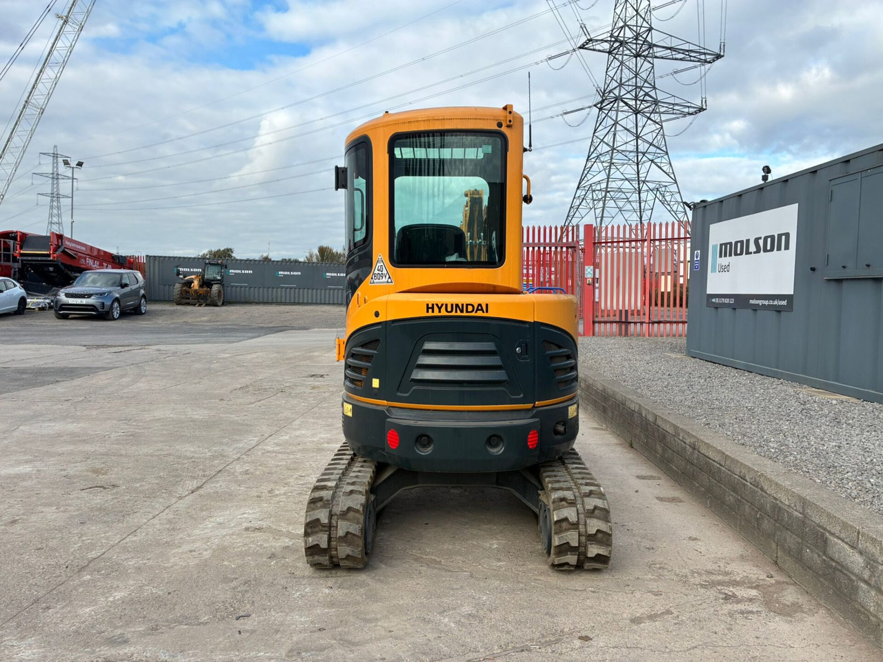 Hyundai R30Z-9AK - حفارة مصغرة: صور 4 Hyundai R30Z-9AK - حفارة مصغرة: صور 4