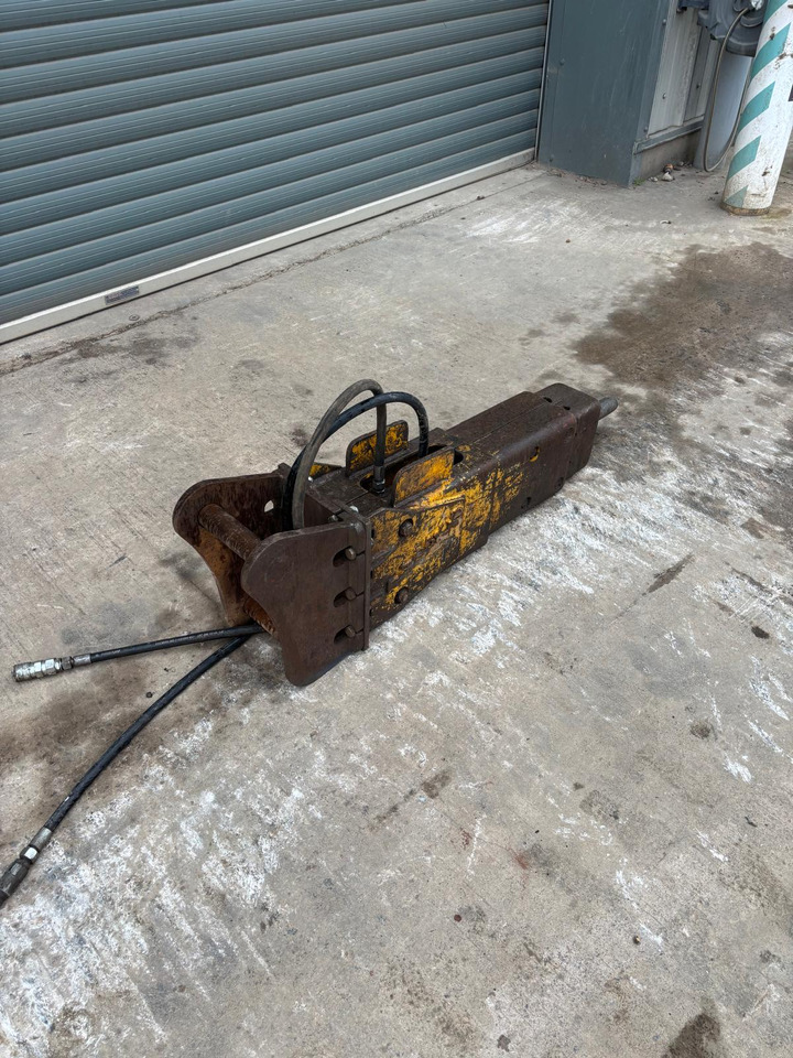 Indeco Breaker - ملحقات - آلات البناء: صور 3 Indeco Breaker - ملحقات - آلات البناء: صور 3