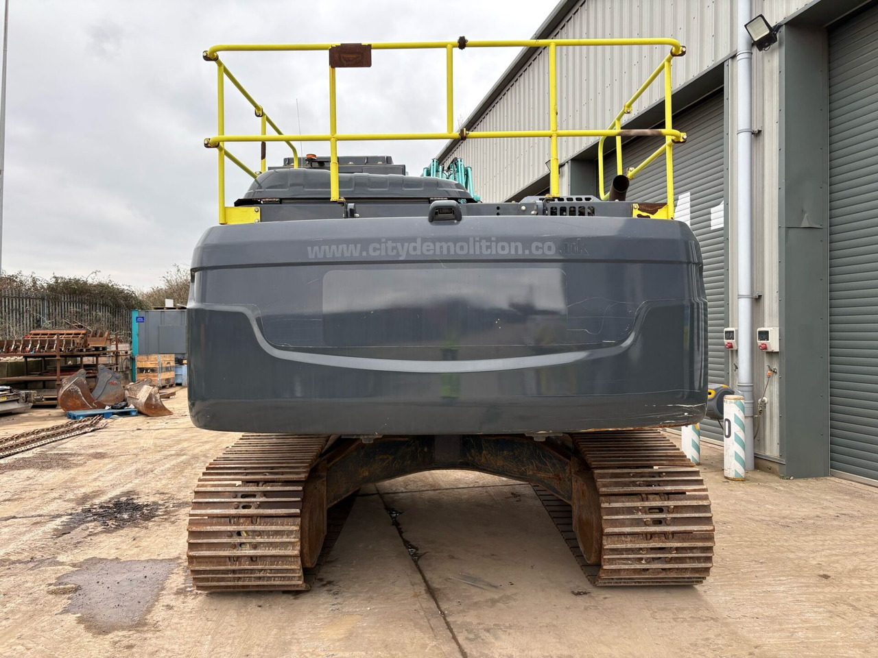 Kobelco SK300LC-10E - حفارات زحافة: صور 4 Kobelco SK300LC-10E - حفارات زحافة: صور 4