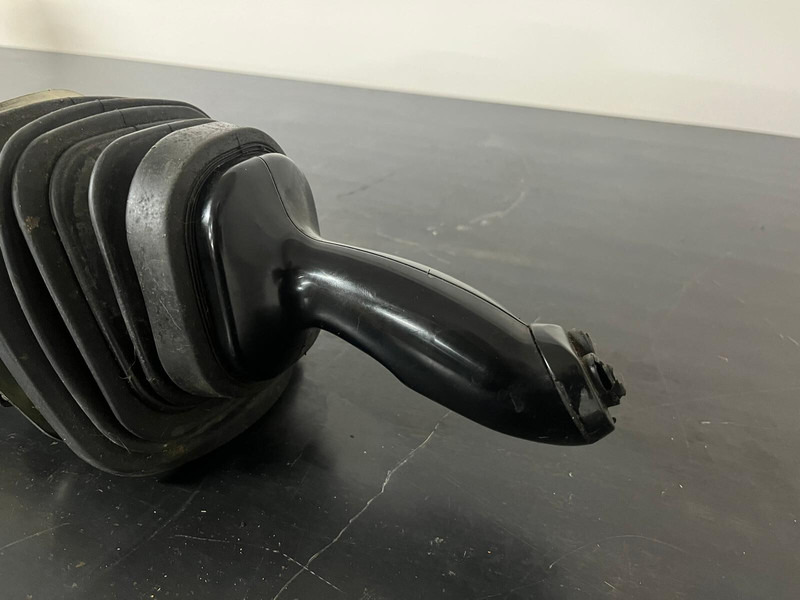 Liebherr 10118561 -001 9944515 Pilot Control Unit / Joystick - علم السوائل المتحركة: صور 1 Liebherr 10118561 -001 9944515 Pilot Control Unit / Joystick - علم السوائل المتحركة: صور 1