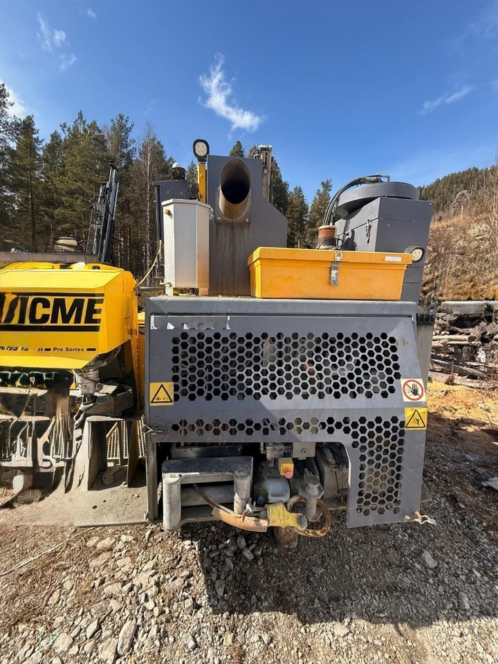 Atlas Copco FLEXIROC T30 R-03 - آلة حفر: صور 5 Atlas Copco FLEXIROC T30 R-03 - آلة حفر: صور 5