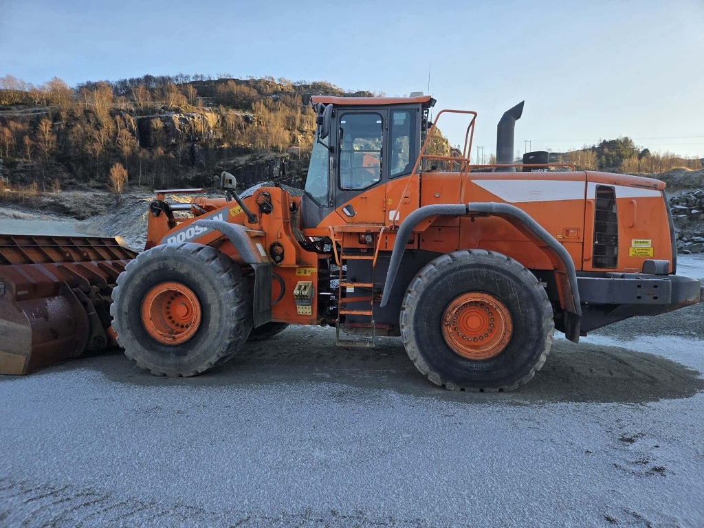 Doosan DL 450-5 - اللودر بعجل: صور 1 Doosan DL 450-5 - اللودر بعجل: صور 1