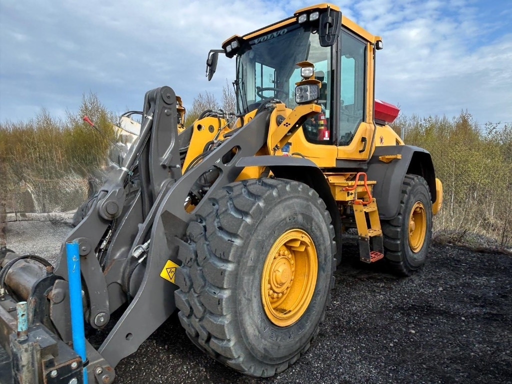 Volvo L 90 H - اللودر بعجل: صور 1 Volvo L 90 H - اللودر بعجل: صور 1