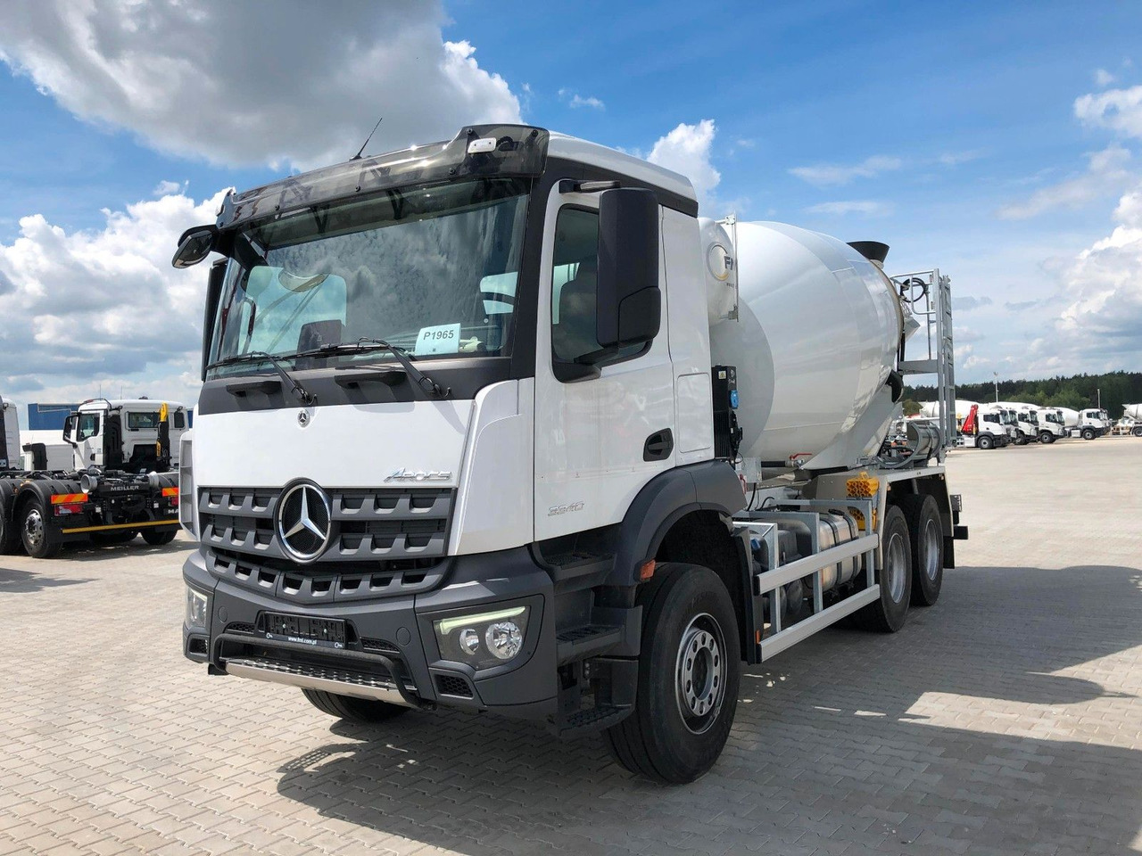 Mercedes-Benz AROCS 3340 FML 8M3 - شاحنة خلاطة خرسانة: صور 2 Mercedes-Benz AROCS 3340 FML 8M3 - شاحنة خلاطة خرسانة: صور 2