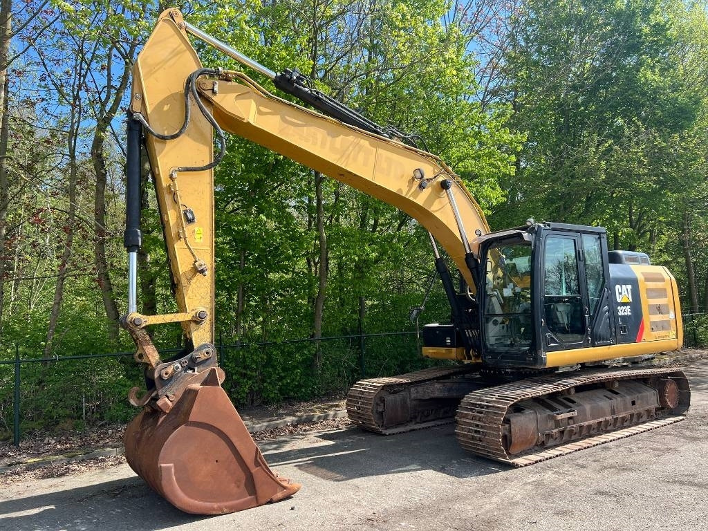 CAT 323 E - حفارات زحافة: صور 1 CAT 323 E - حفارات زحافة: صور 1