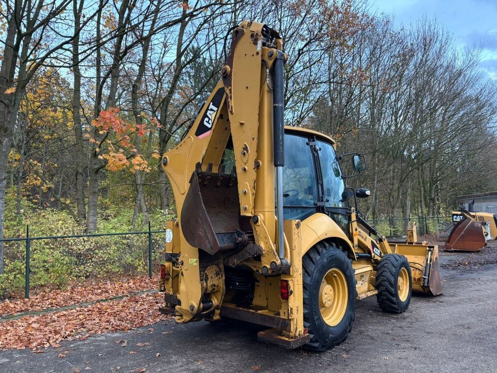 CAT 432 E - حفار متعدد الاستخدام: صور 4 CAT 432 E - حفار متعدد الاستخدام: صور 4