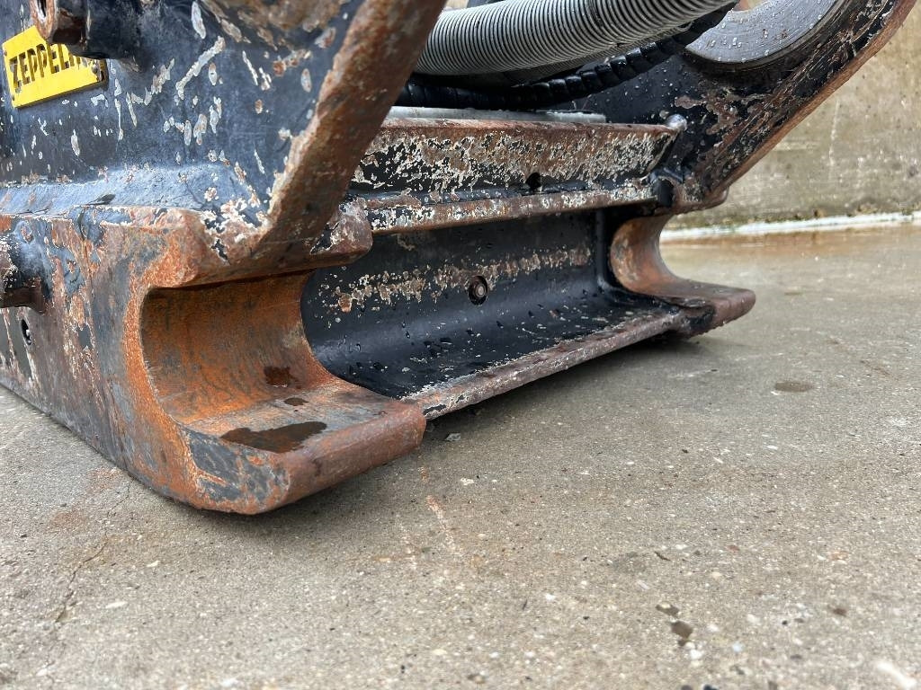 OilQuick OQ70/55 - وصلة الربط للمعدات المعلقة - آلات البناء: صور 4 OilQuick OQ70/55 - وصلة الربط للمعدات المعلقة - آلات البناء: صور 4