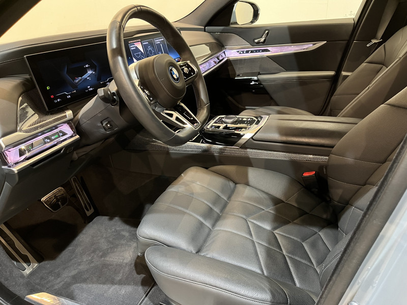 BMW i7 xDrive60 106 kWh / M Sportpakket / Panoramadak / Bowers & Wilkins / 11.600 KM !! - سيدان: صور 5 BMW i7 xDrive60 106 kWh / M Sportpakket / Panoramadak / Bowers & Wilkins / 11.600 KM !! - سيدان: صور 5