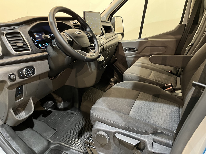 فان, فان كهربائية Ford E-Transit 350 L2H2 Trend 68 kWh 184 PK / 100% elektrisch !! / Airco / Cruise Control / CarPlay / Camera / Navigatie / 3-Zits / 900 KM !! Z.G.A.N. !: صور 4