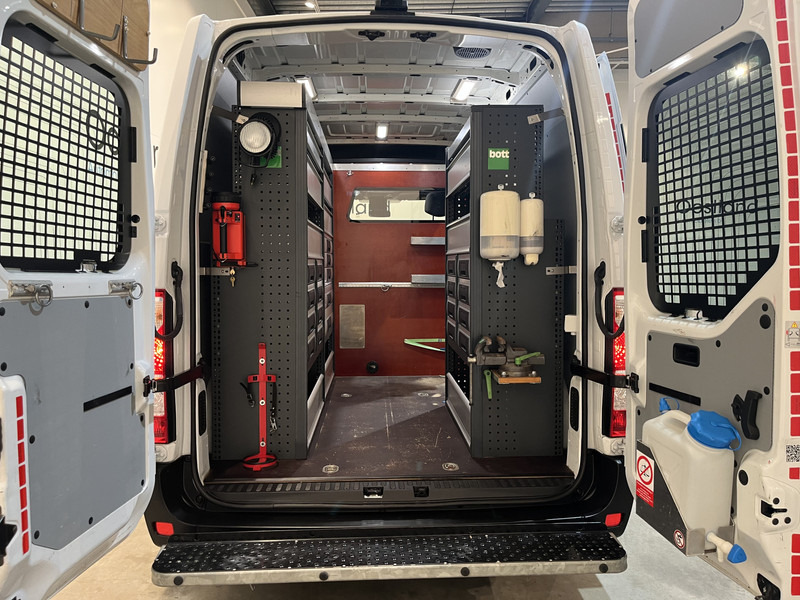 Opel Movano 2.3 CDTI BiTurbo L1H2 170 PK Automaat Servicebus / Bott Inrichting / Euro 6 / 220V. / Airco / Cruise Control / Camera / - فان: صور 3 Opel Movano 2.3 CDTI BiTurbo L1H2 170 PK Automaat Servicebus / Bott Inrichting / Euro 6 / 220V. / Airco / Cruise Control / Camera / - فان: صور 3
