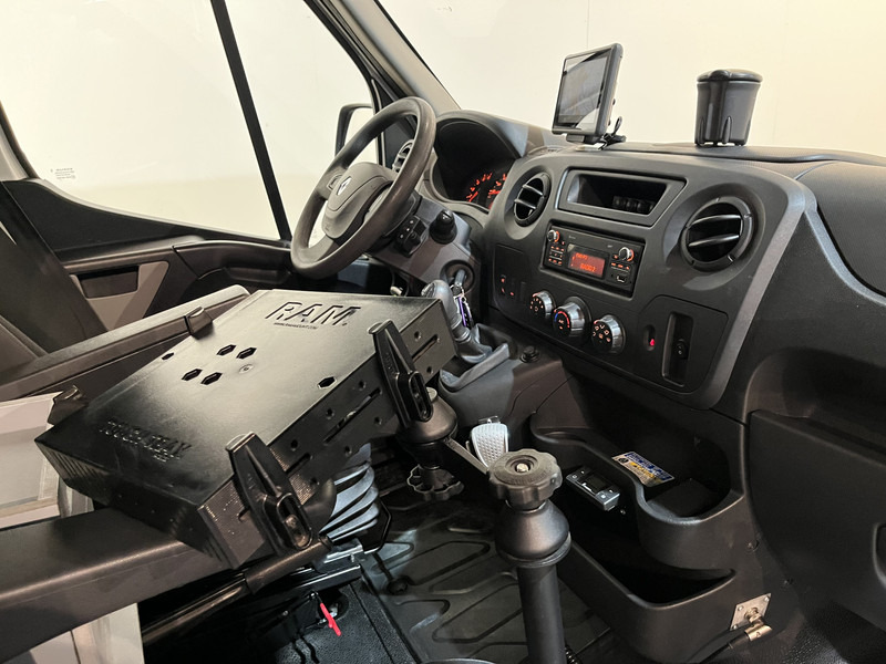 Renault Master 2.3 dCi L2H2 130 PK Servicebus / Aluca Inrichting / Euro 6 / Luchtvering / 220V. / Trekhaak / Airco / Cruise Control / Camera / 90.400 KM !! - فان: صور 3 Renault Master 2.3 dCi L2H2 130 PK Servicebus / Aluca Inrichting / Euro 6 / Luchtvering / 220V. / Trekhaak / Airco / Cruise Control / Camera / 90.400 KM !! - فان: صور 3