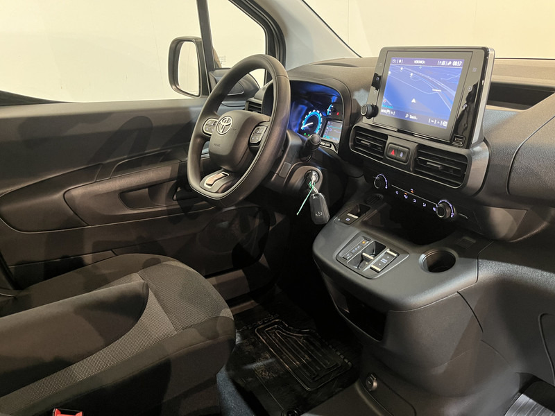 Toyota PROACE CITY Electric Live 50 kWh / 100% elektrisch !! / CCS Snellader / Airco / Cruise Control / CarPlay / Navigatie / Camera / 6.200 KM !! Z.G.A.N. / BPM VRIJ !! - فان المدمجة, فان كهربائية: صور 3 Toyota PROACE CITY Electric Live 50 kWh / 100% elektrisch !! / CCS Snellader / Airco / Cruise Control / CarPlay / Navigatie / Camera / 6.200 KM !! Z.G.A.N. / BPM VRIJ !! - فان المدمجة, فان كهربائية: صور 3