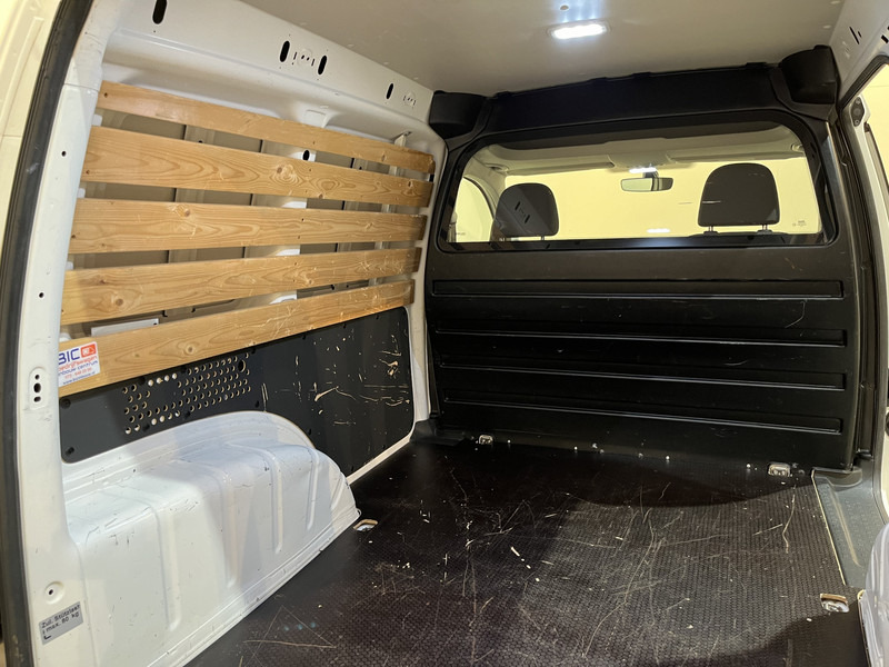 فان المدمجة Volkswagen Caddy 2.0 TDI L1H1 BMT Highline / Euro 6 / Airco / Cruise Control / CarPlay / Trekhaak / PDC / Navigatie: صور 13