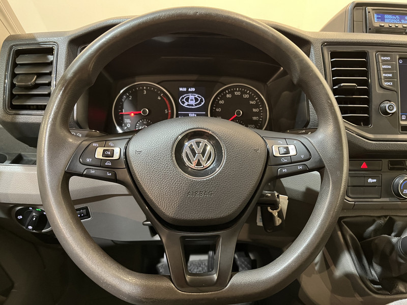 تأجير Volkswagen Crafter Crafter 50 TDI 180 PK Open Laadbak / Hiab Kraan / Euro 6 / Airco / Trekhaak 3500 KG / Cruise Control / CarPlay / 51.000 KM !! C-Rijbewijs !! Volkswagen Crafter Crafter 50 TDI 180 PK Open Laadbak / Hiab Kraan / Euro 6 / Airco / Trekhaak 3500 KG / Cruise Control / CarPlay / 51.000 KM !! C-Rijbewijs !!: صور 12